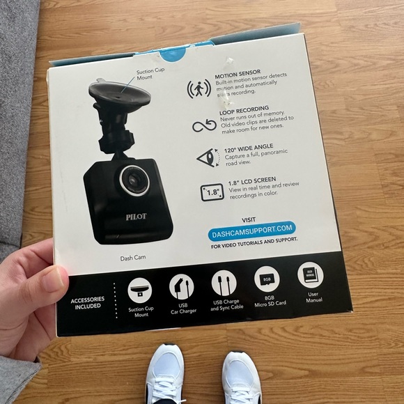 Dash camera - Picture 2 of 2